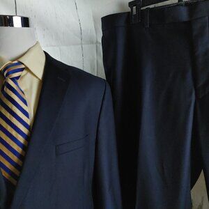 Caravelli Slim Fit Italian design Harry 2B Super 150s 48R Navy Blue 2pc Suit